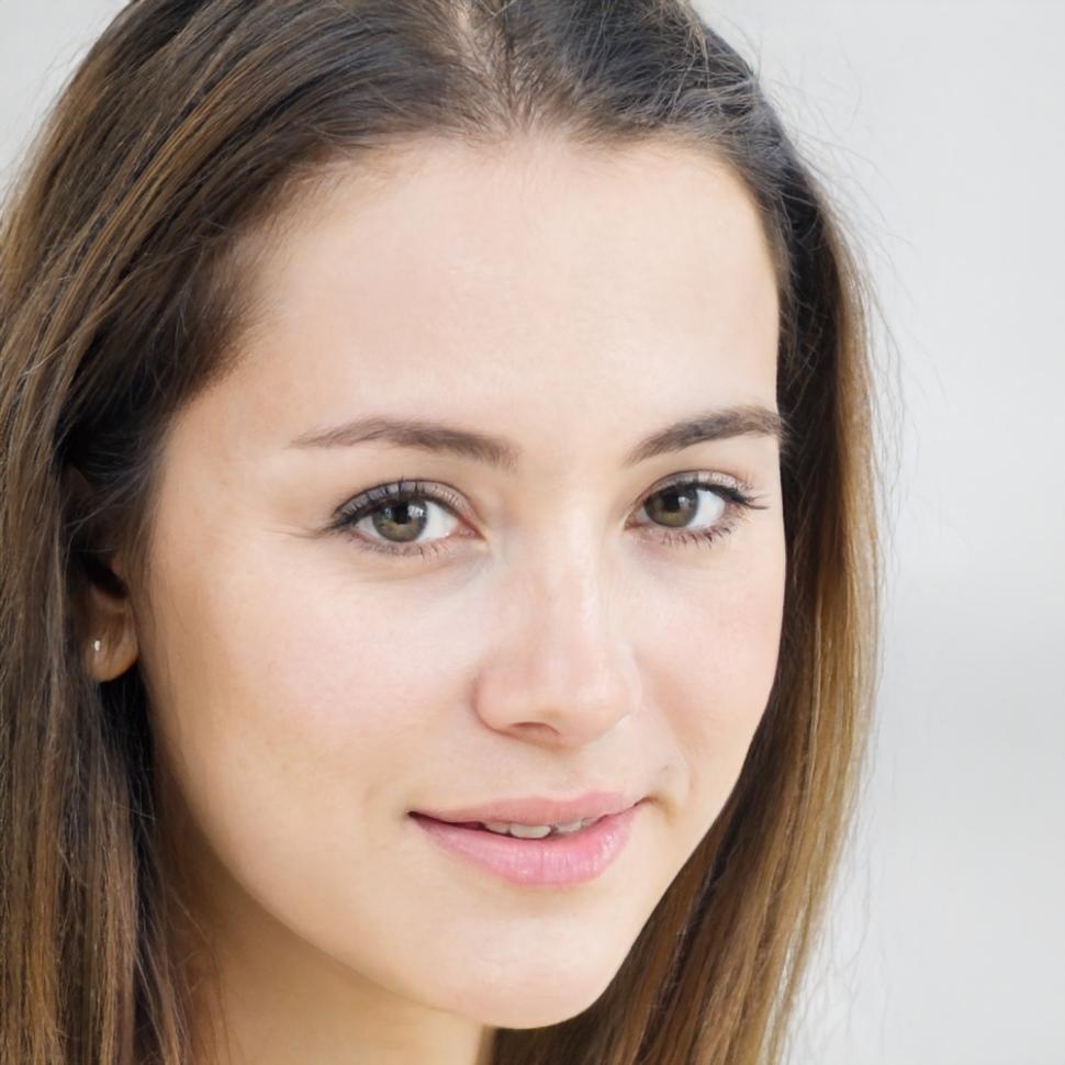 Teammitglied bei der Arbeit an Finanzanalysen